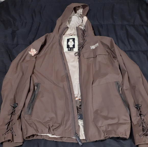 Burton Other - ⚠️Burton snowboarding jacket⚠️